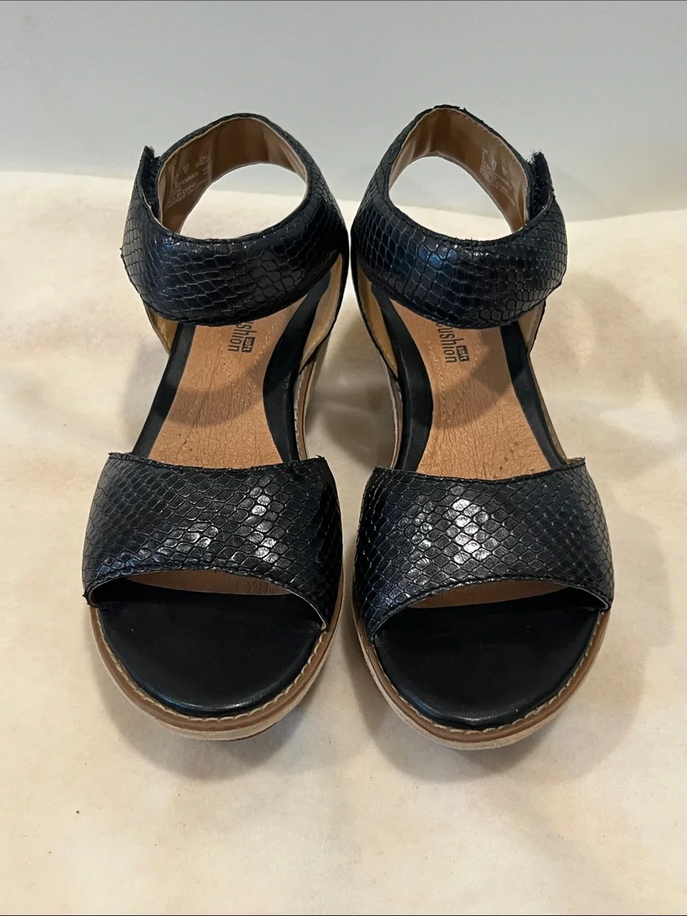 Clarks comfortable wedge